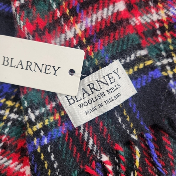 Blarney Woolen Mills Lambswool Tartan Scarf - Picture 2 of 4